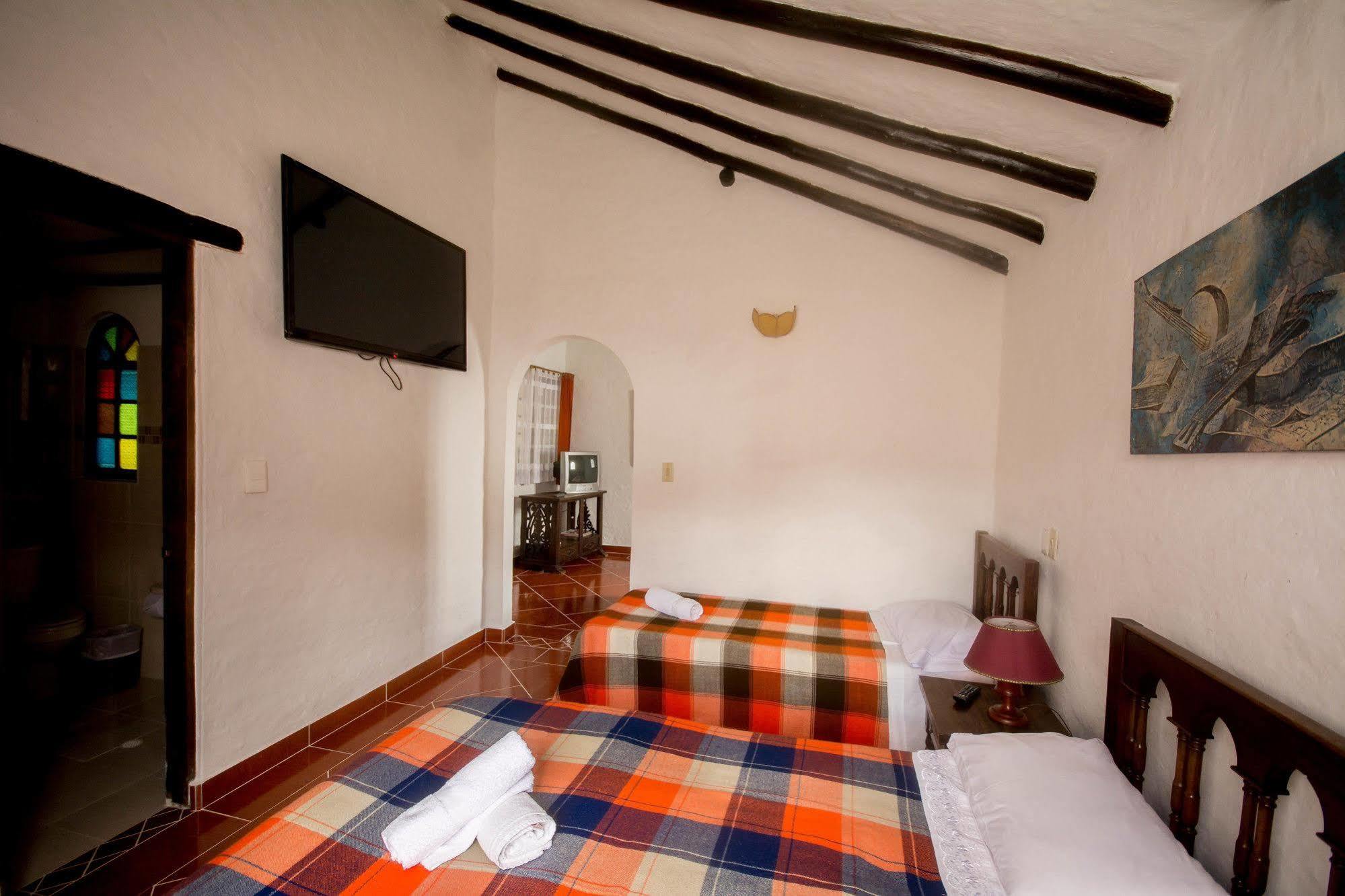 Hotel Los Frayles Виля Де Лейва Екстериор снимка