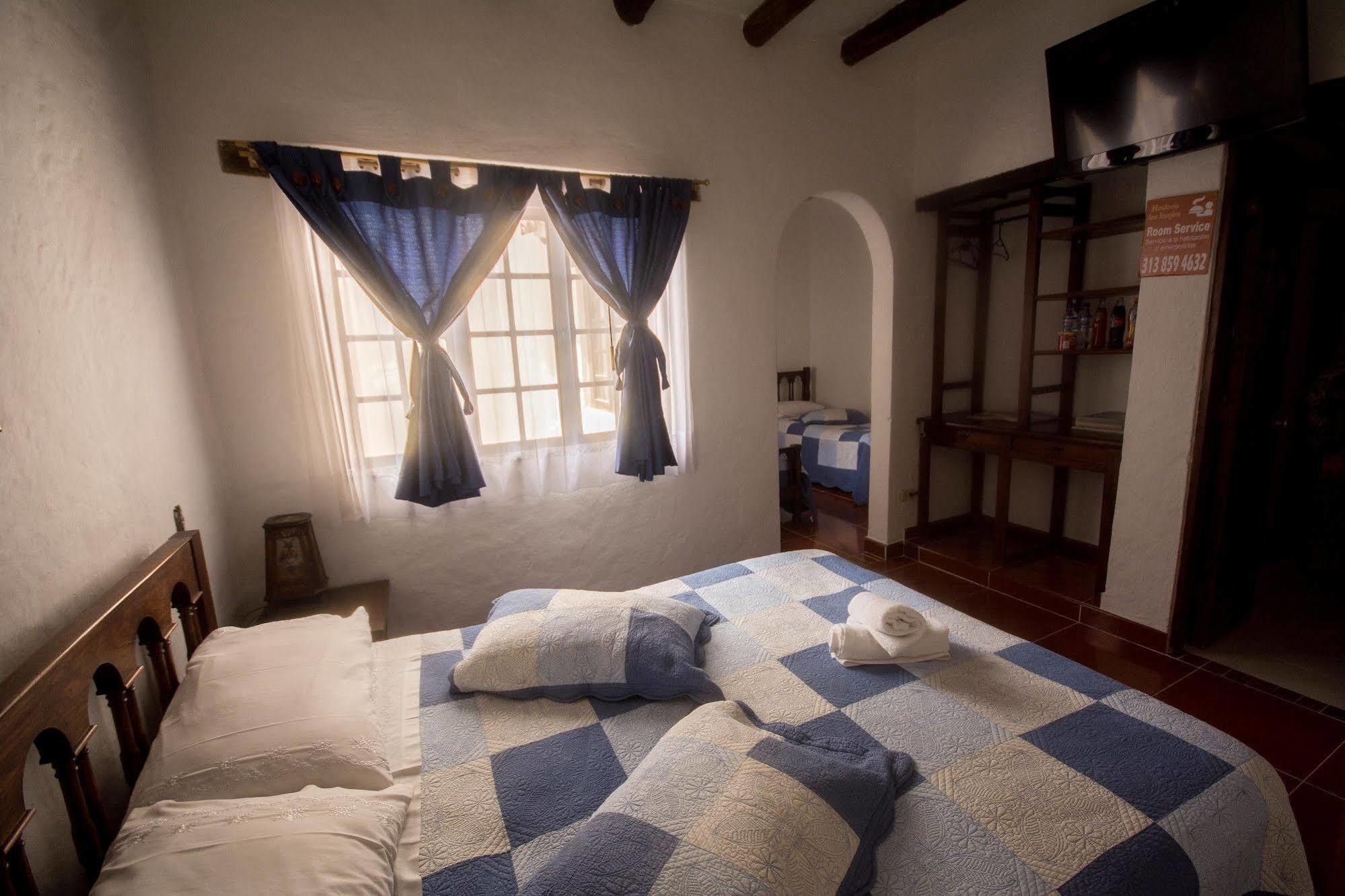 Hotel Los Frayles Виля Де Лейва Екстериор снимка