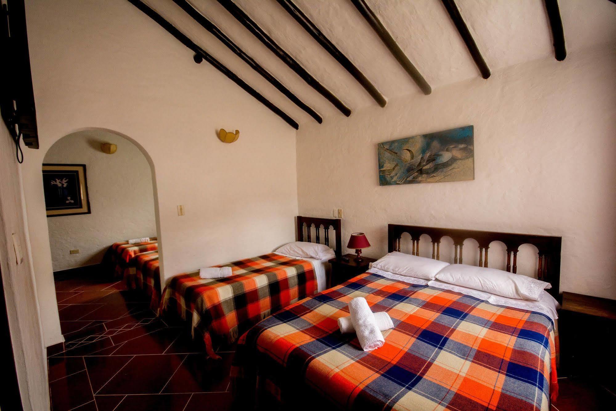 Hotel Los Frayles Виля Де Лейва Екстериор снимка